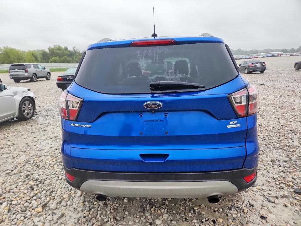 2017 FORD ESCAPE SE 6