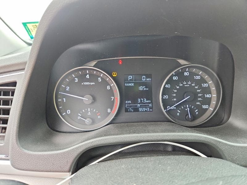 2017 HYUNDAI ELANTRA SE 9