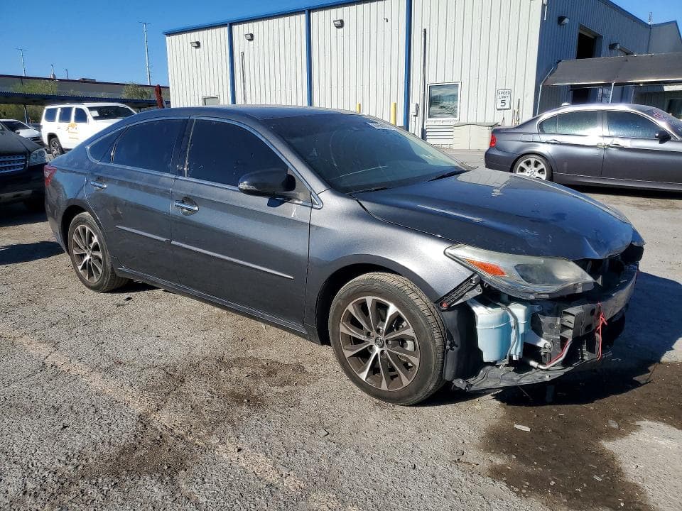 2017 TOYOTA AVALON XLE 4