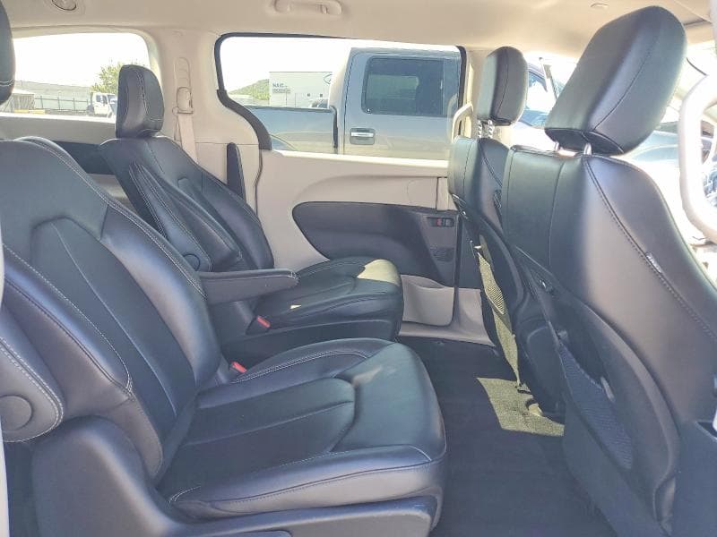 2024 CHRYSLER PACIFICA HYBRID SELECT 11