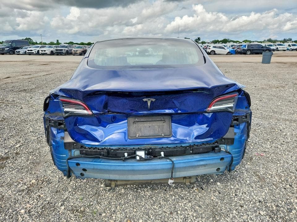 2022 TESLA MODEL 3 6