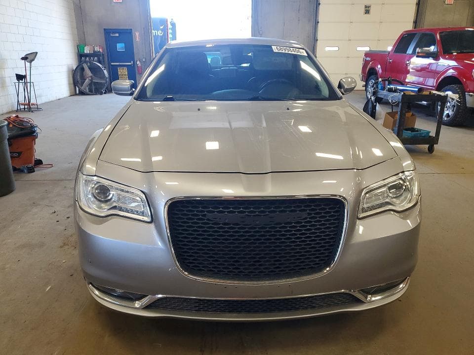 2017 CHRYSLER 300 LIMITED 5