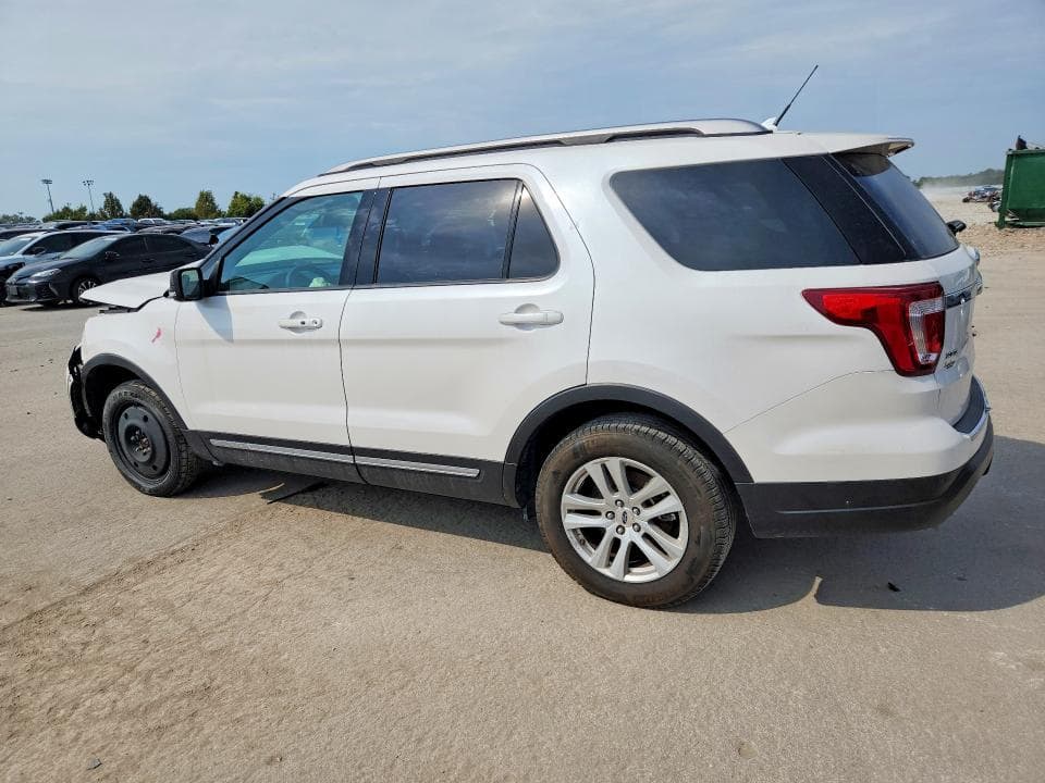 2018 FORD EXPLORER XLT 2