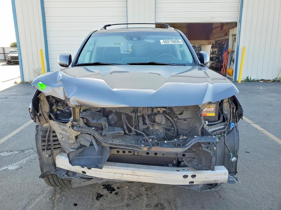 2017 LEXUS LX 570 5