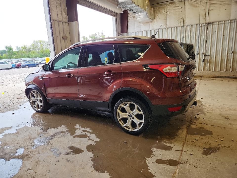 2018 FORD ESCAPE TITANIUM 2