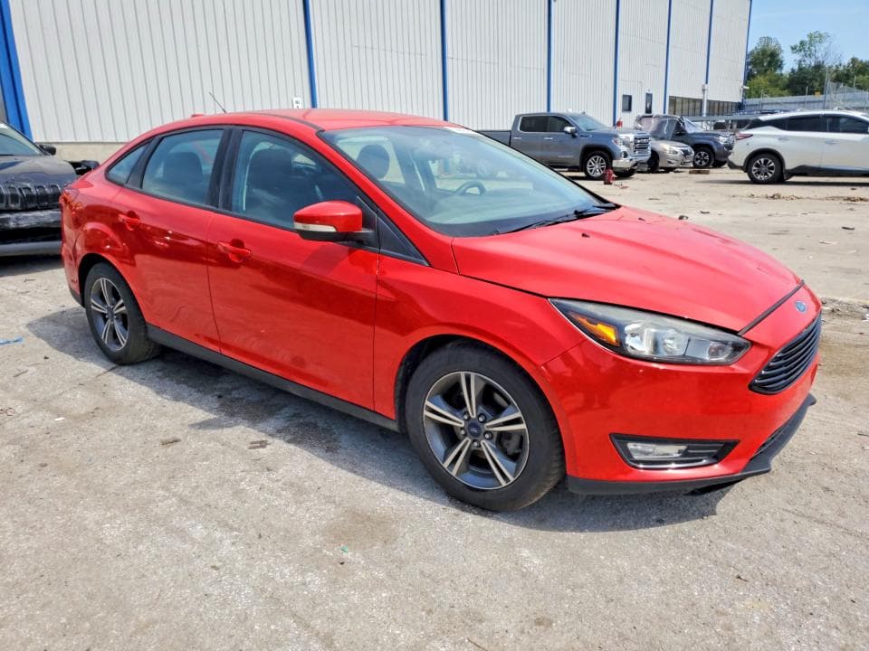 2017 FORD FOCUS SE 4