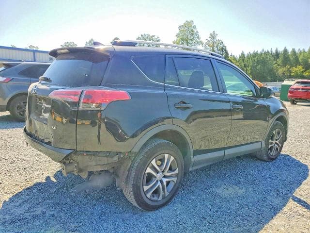 2018 TOYOTA RAV4 LE 3