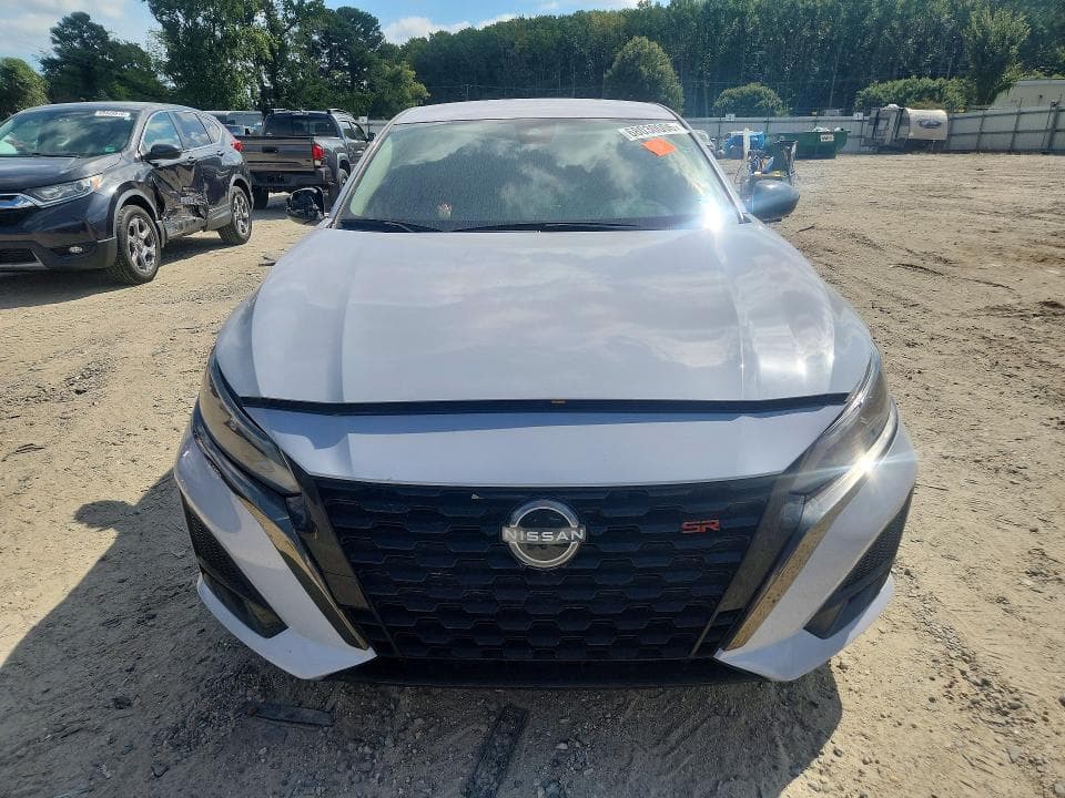 2024 NISSAN ALTIMA SR 5