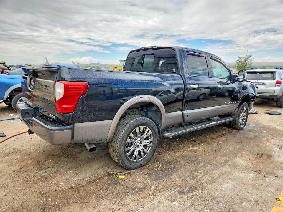 2017 NISSAN TITAN XD PLATINUM RESERVE 3