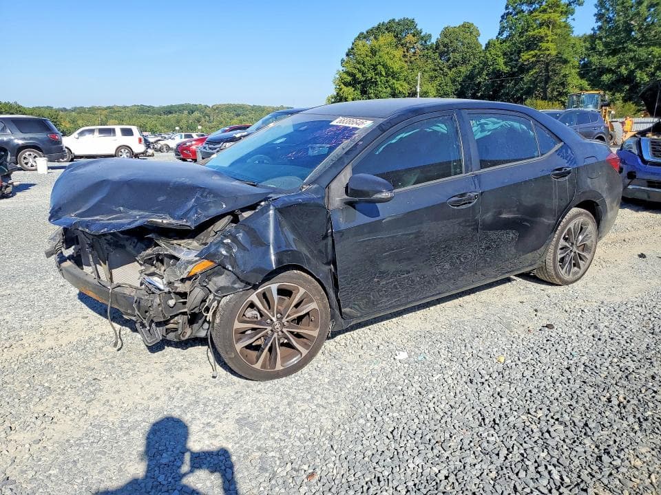 2019 TOYOTA COROLLA SE - 1
