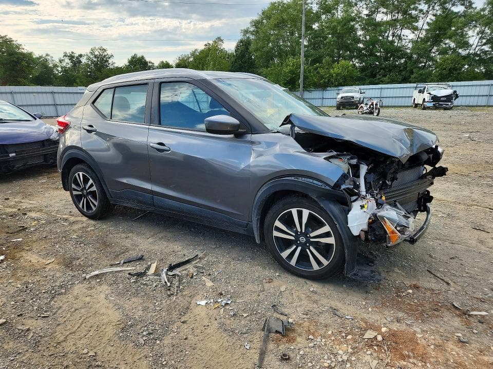 2018 NISSAN KICKS SV 4
