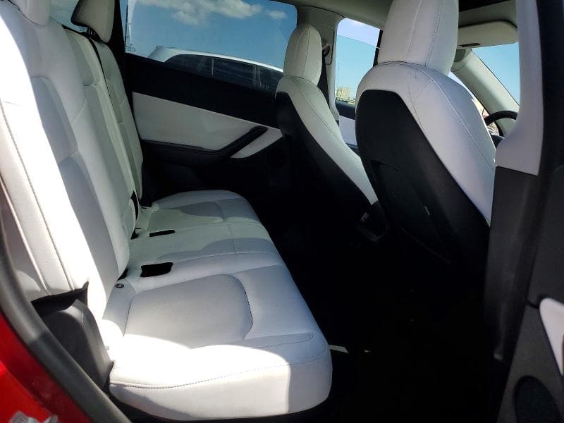 2021 TESLA MODEL Y 10