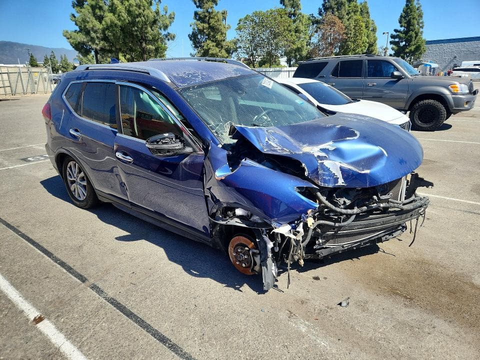 2019 NISSAN ROGUE SV 4