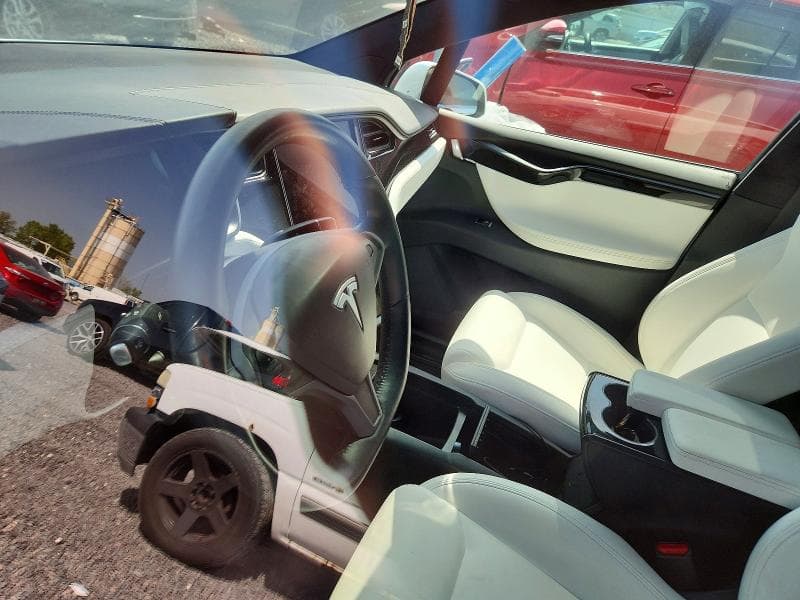 2020 TESLA MODEL X 9
