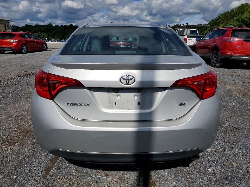 2018 TOYOTA COROLLA SE 6