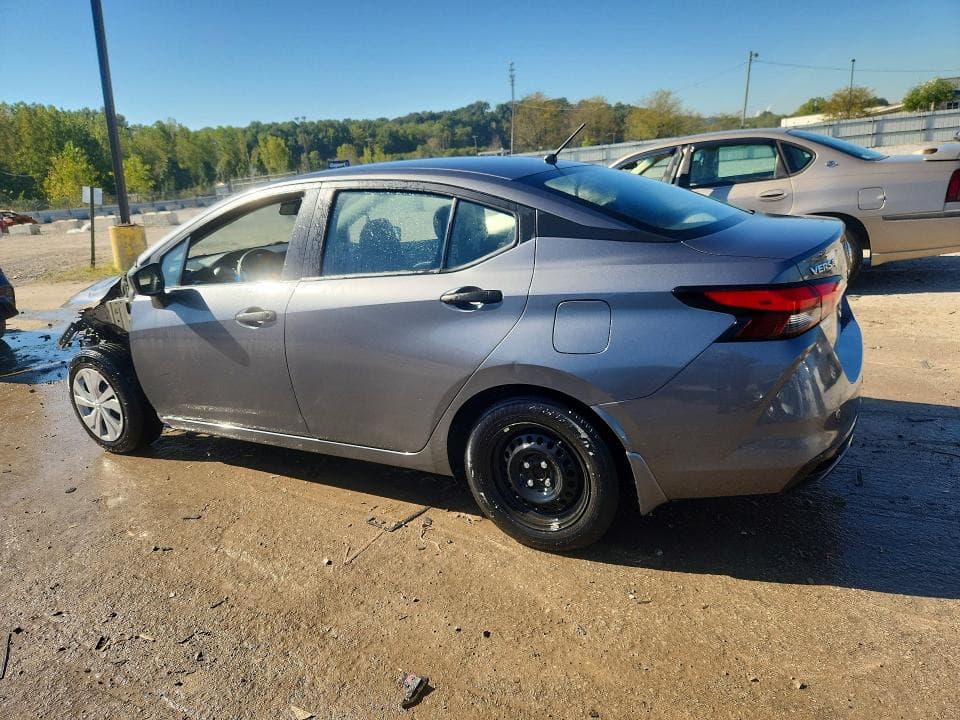 2022 NISSAN VERSA S 2