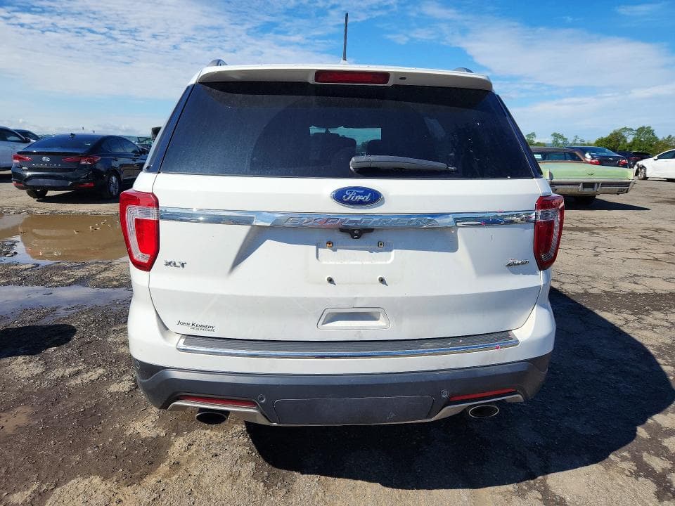 2018 FORD EXPLORER XLT 6