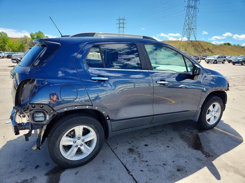 2019 CHEVROLET TRAX 1LT 3