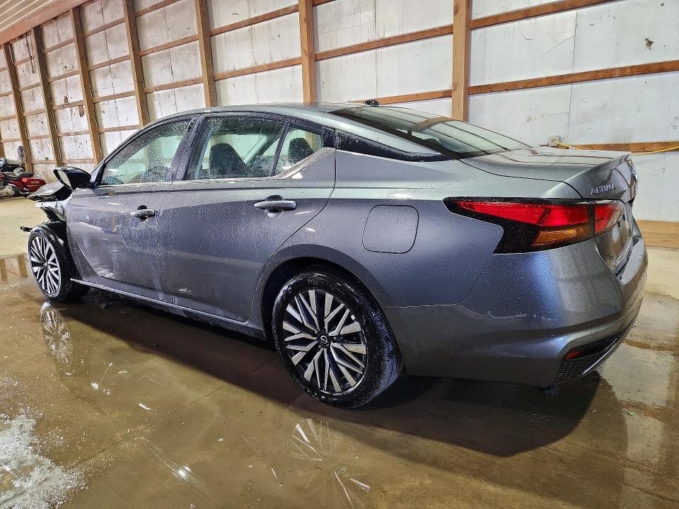 2026 NISSAN ALTIMA SV 2