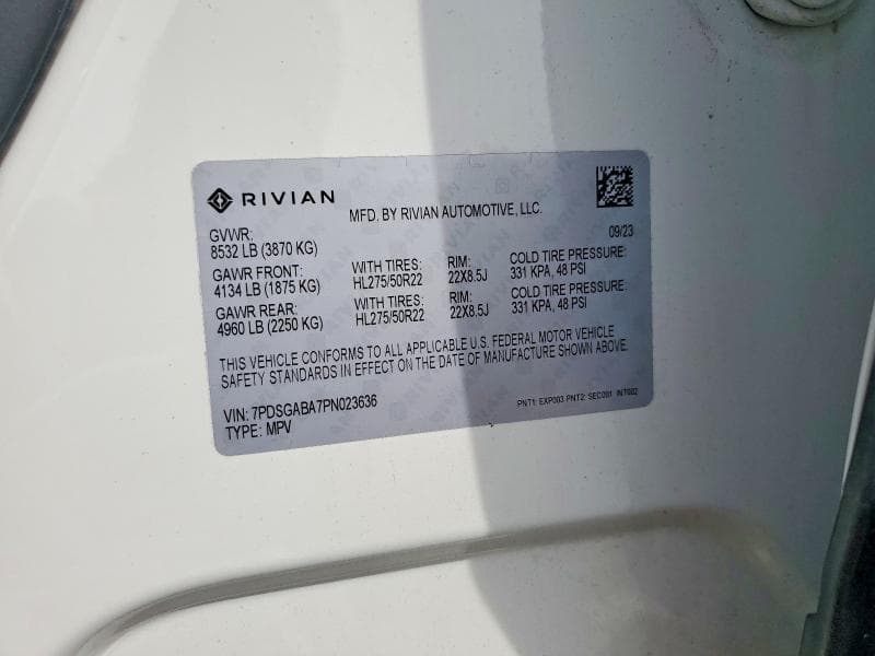 2023 RIVIAN R1S ADVENTURE 13