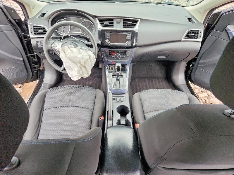 2018 NISSAN SENTRA SR 8