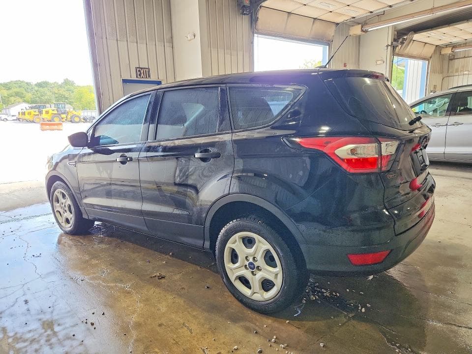 2017 FORD ESCAPE S 2