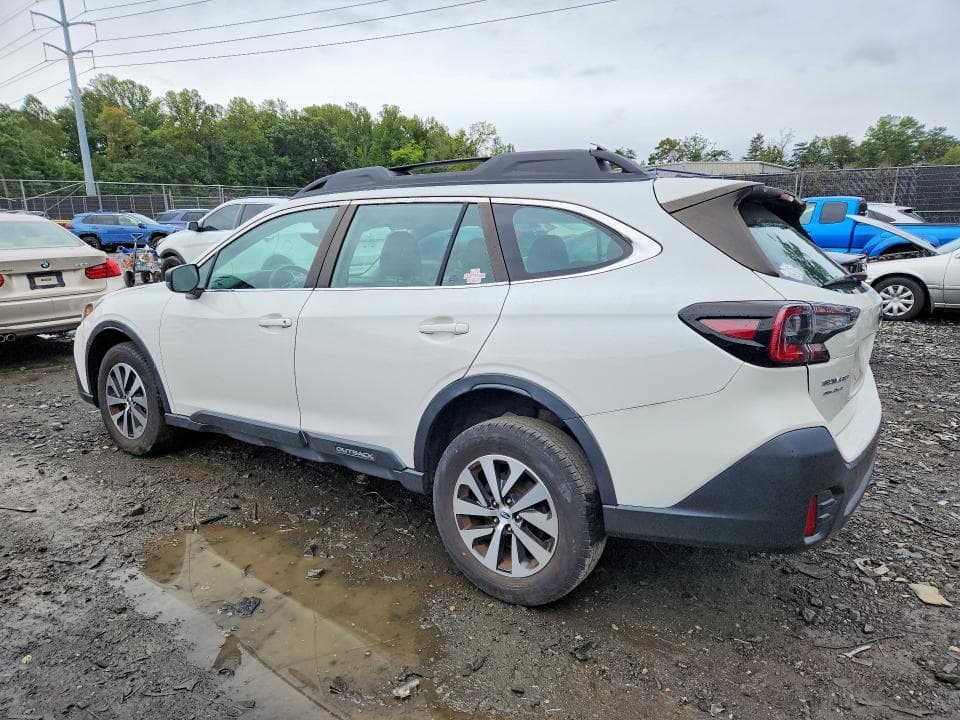 2022 SUBARU OUTBACK 2
