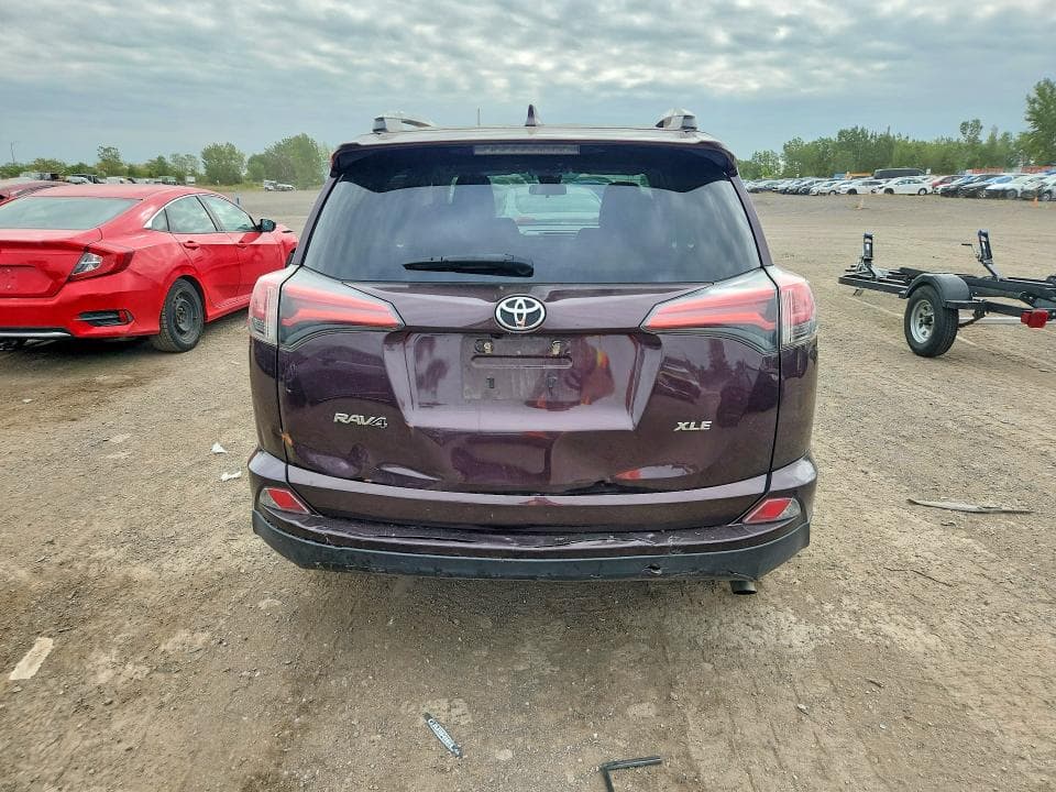 2017 TOYOTA RAV4 XLE 6