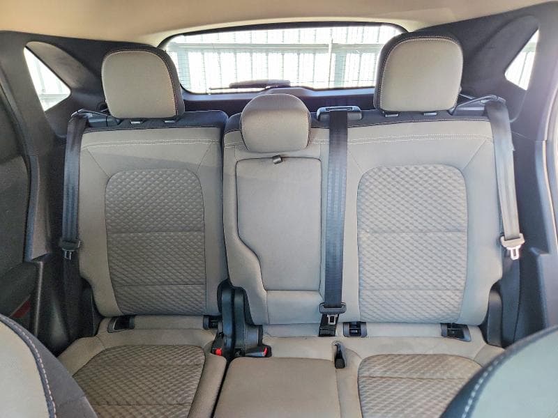 2020 FORD ESCAPE SE 10
