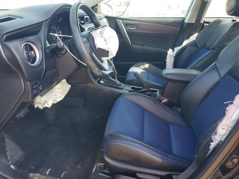 2017 TOYOTA COROLLA SE 7