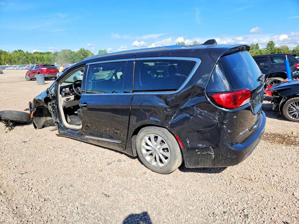 2018 CHRYSLER PACIFICA TOURING L 2