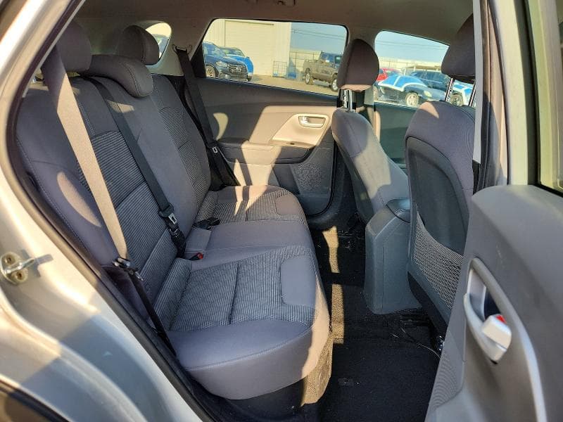 2018 KIA NIRO FE 11