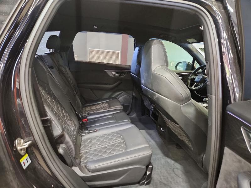 2020 AUDI SQ7 PRESTIGE 11