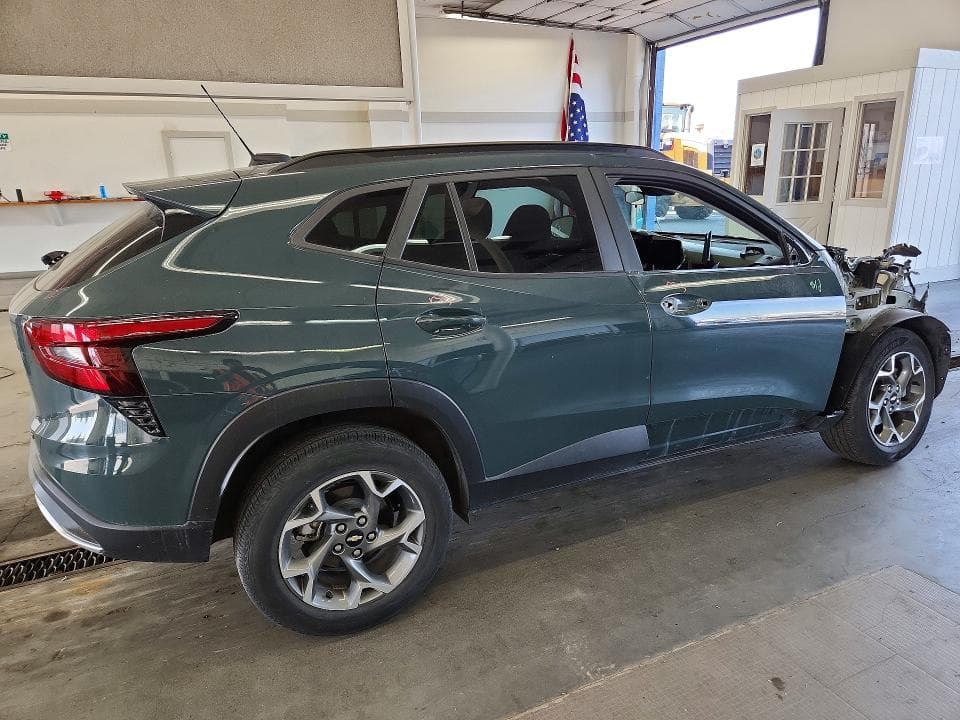 2025 CHEVROLET TRAX 1LT 3