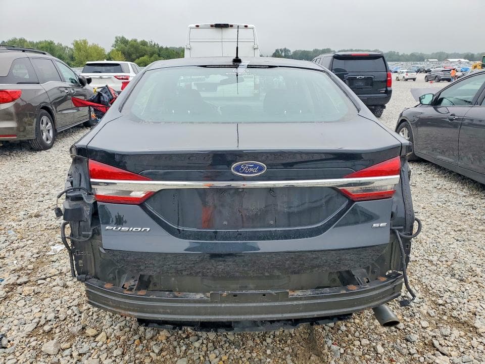 2017 FORD FUSION SE 6
