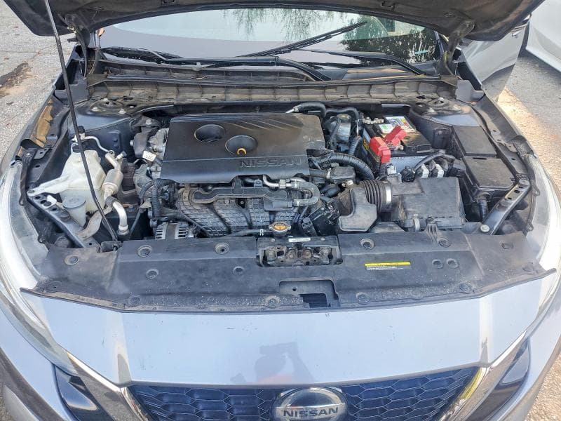 2019 NISSAN ALTIMA SR 11