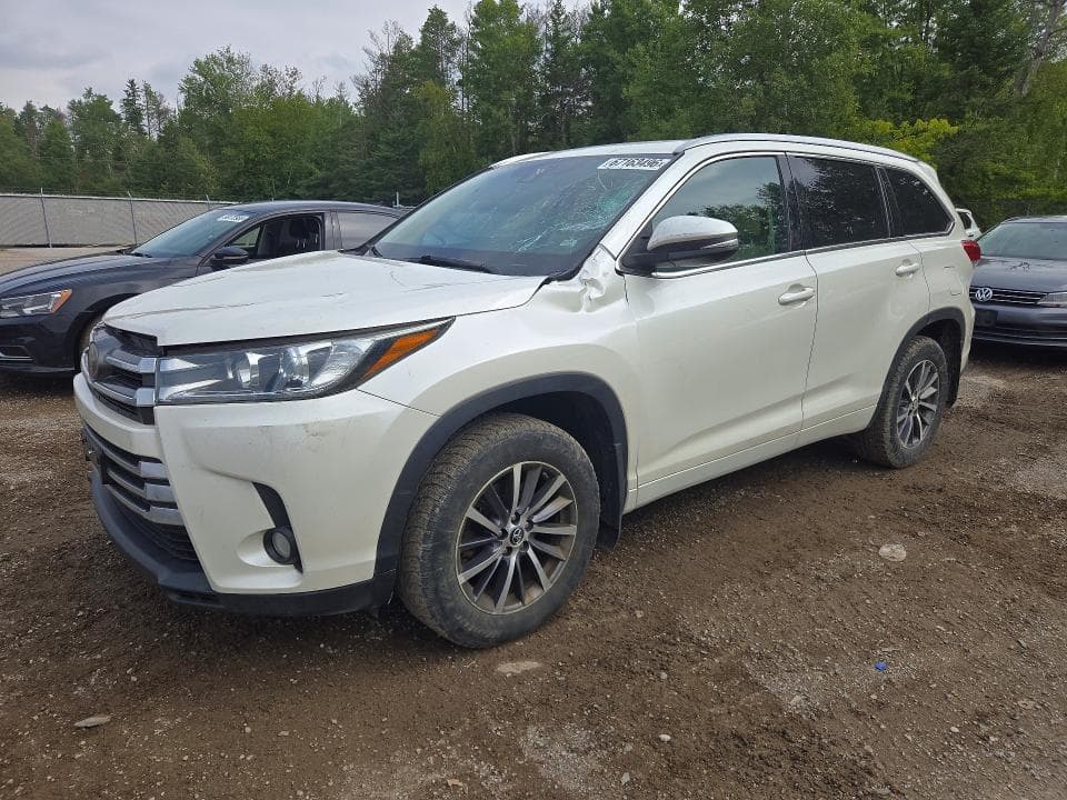 2017 TOYOTA HIGHLANDER XLE - 1