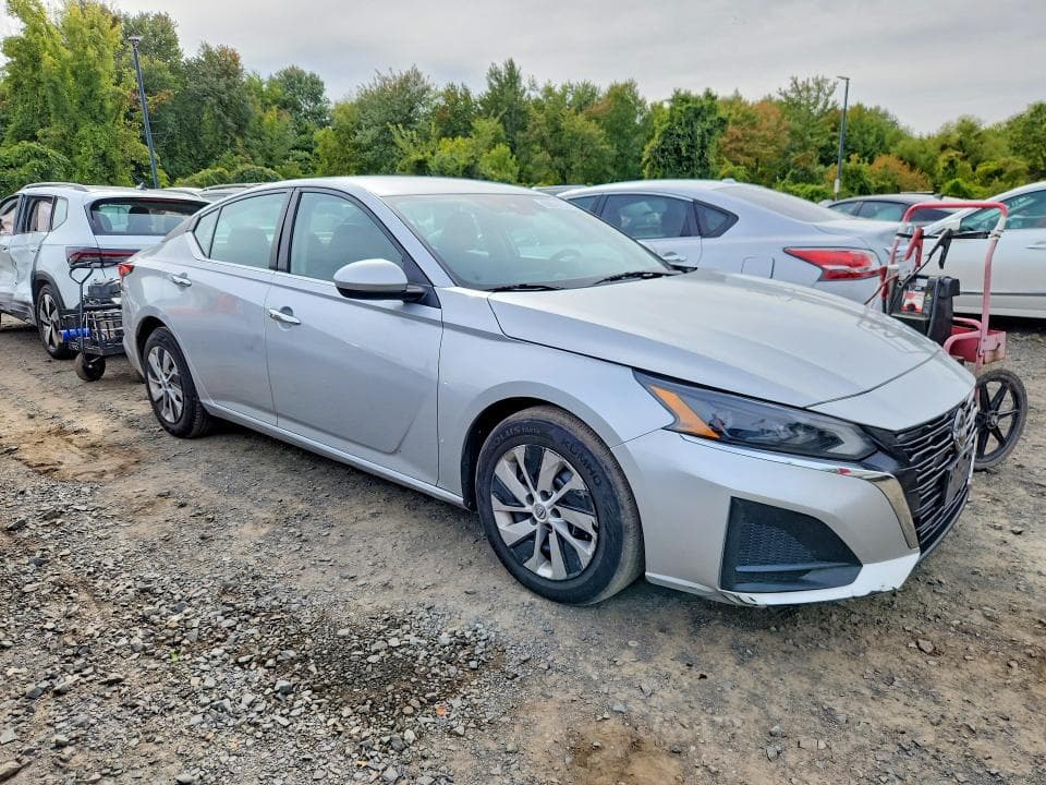 2023 NISSAN ALTIMA S 4