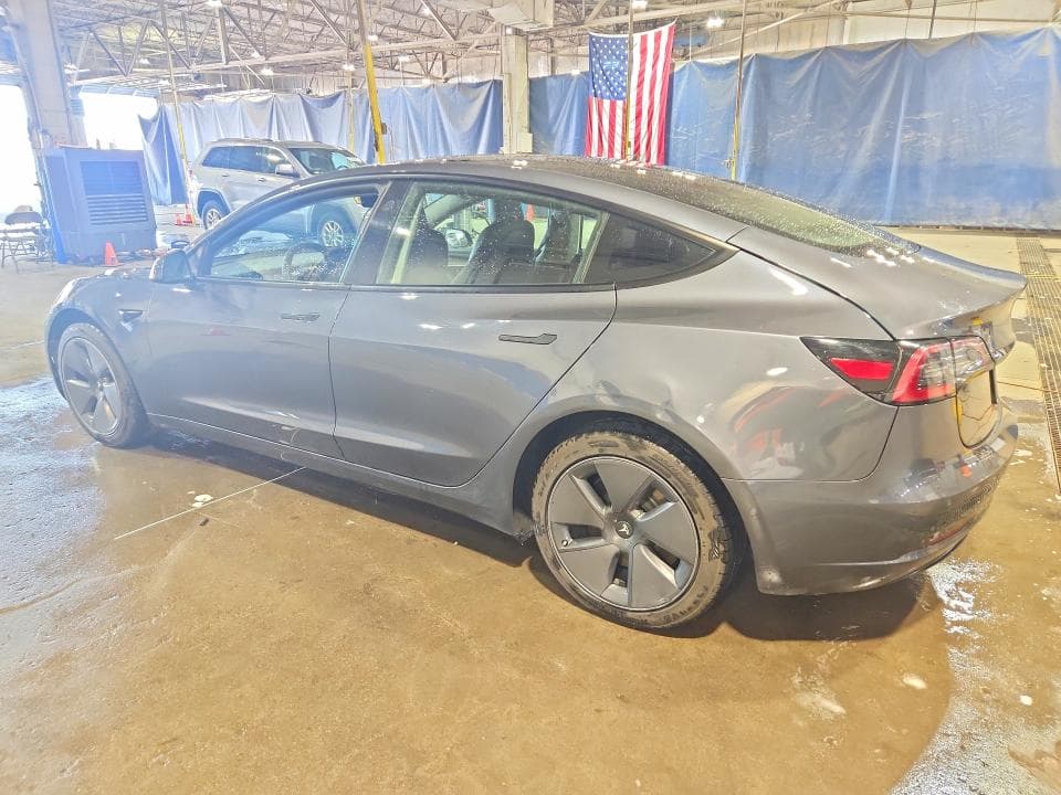 2022 TESLA MODEL 3 2