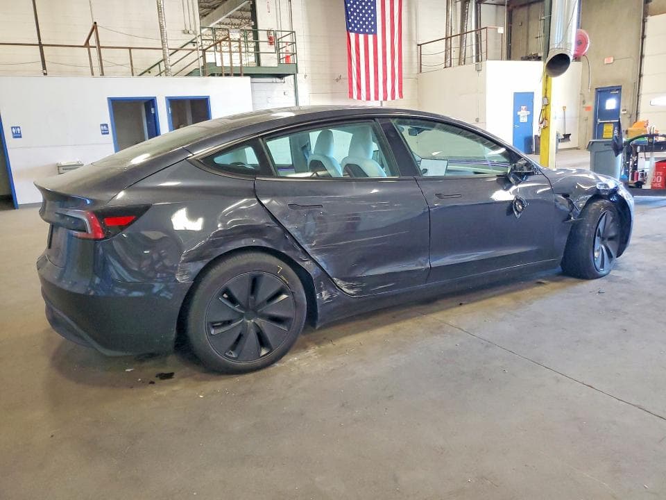 2024 TESLA MODEL 3 3
