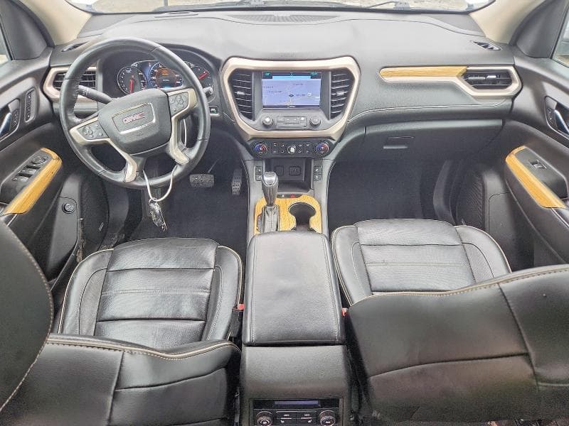 2018 GMC ACADIA DENALI 8
