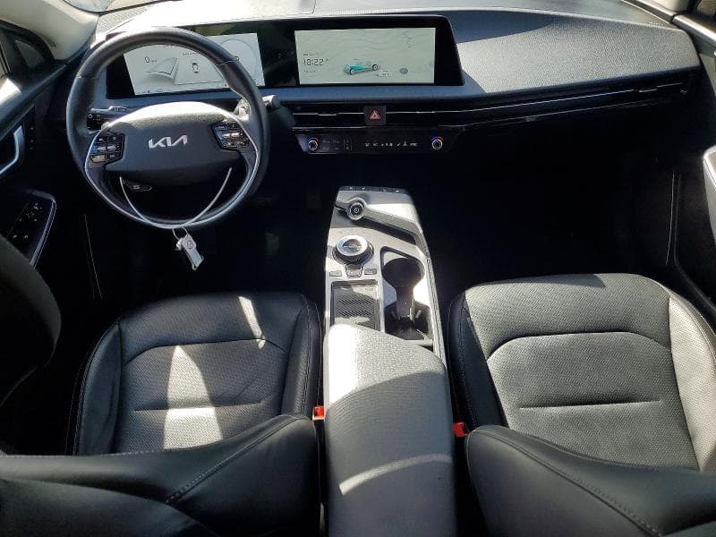 2023 KIA EV6 WIND 8