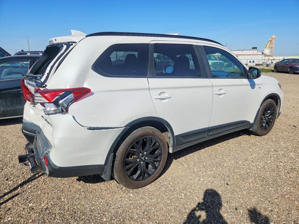 2018 MITSUBISHI OUTLANDER SE 3