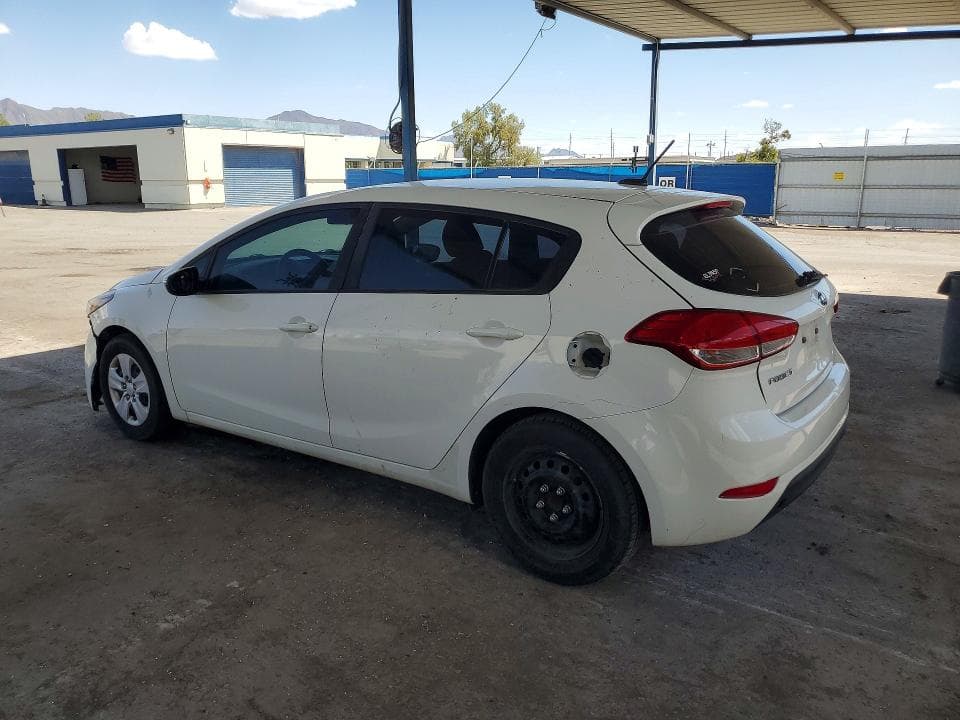2017 KIA FORTE5 LX 2