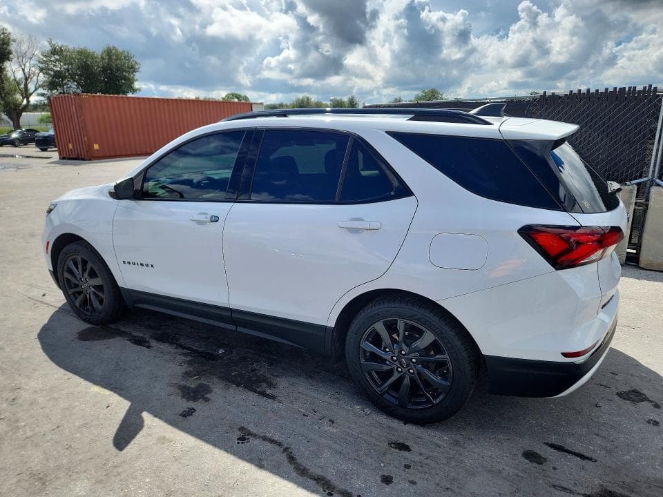 2023 CHEVROLET EQUINOX RS 2