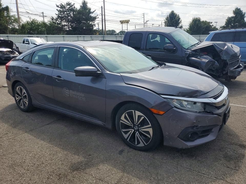 2017 HONDA CIVIC EX 4