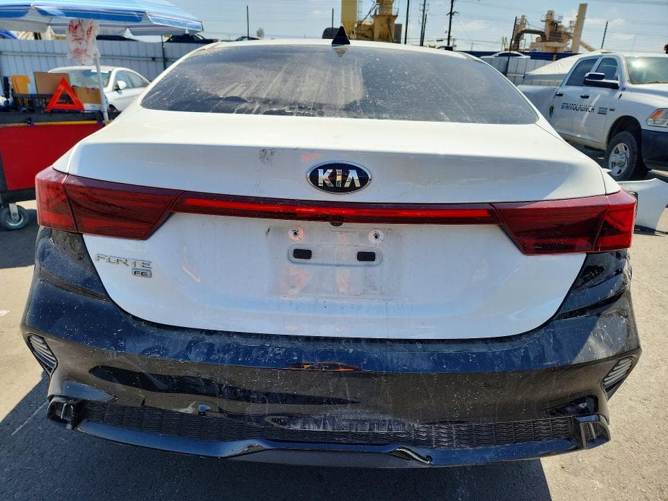 2021 KIA FORTE FE 6