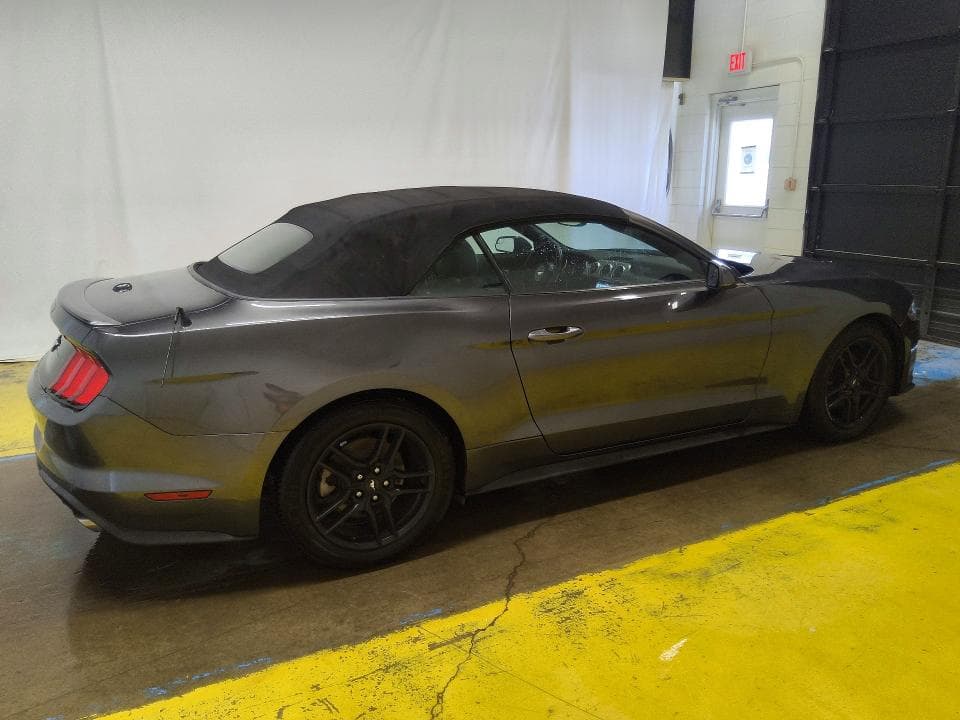 2018 FORD MUSTANG 3