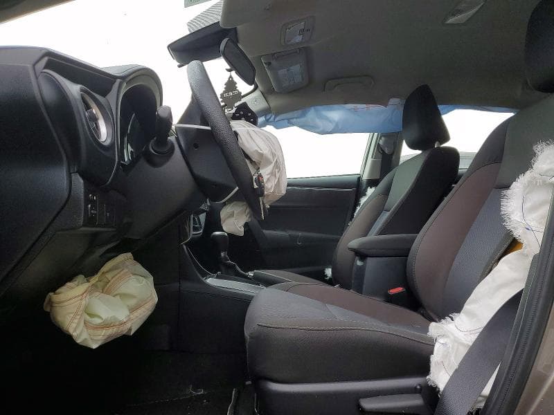 2017 TOYOTA COROLLA L 7