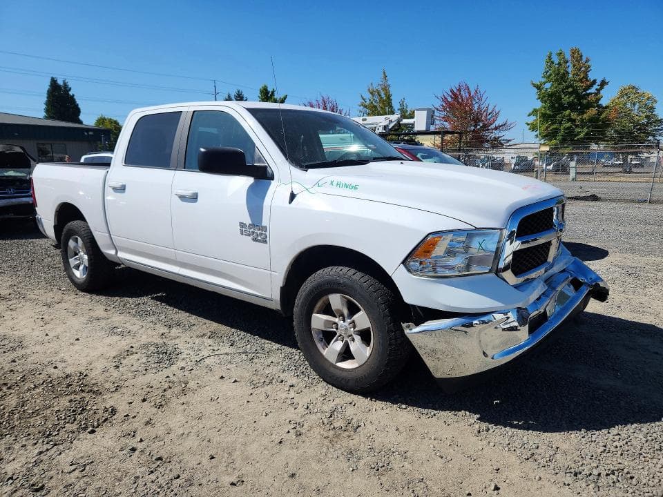 2021 RAM 1500 CLASSIC SLT 4